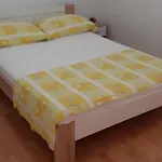 Ustavdic Apartment