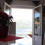 Ustavdic