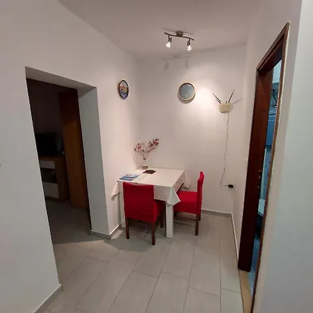 Ustavdic * Korčula