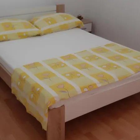 Ustavdic Apartment