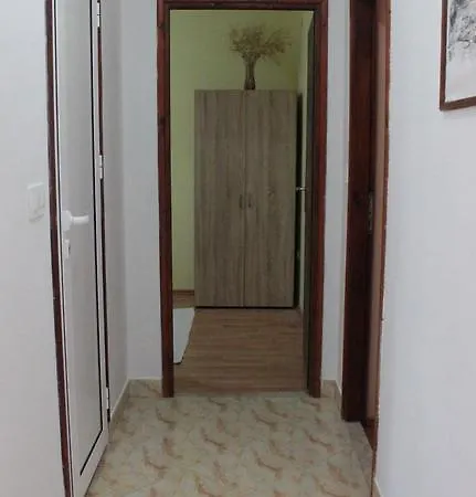 Appartamento Ustavdic