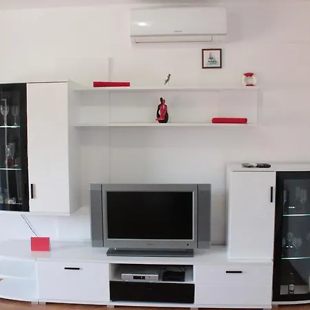 Apartment Ustavdic *