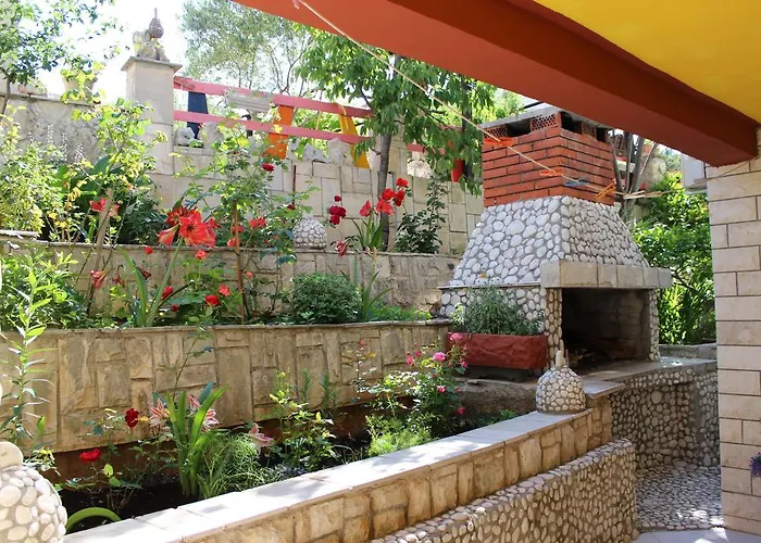 דירה Ustavdic קורצולה