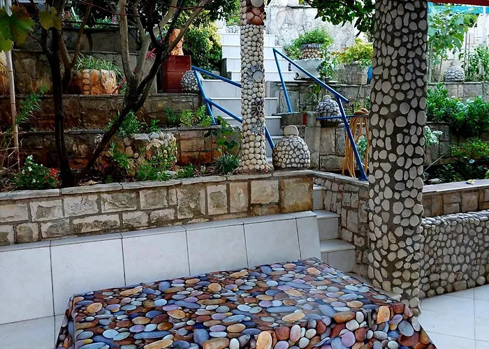 Ustavdic דירה קורצולה