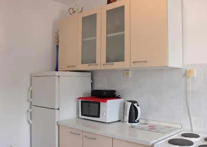 דירה Ustavdic קורצולה